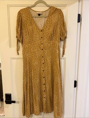 Universal Thread Mustard Floral Button-Front Midi Dress